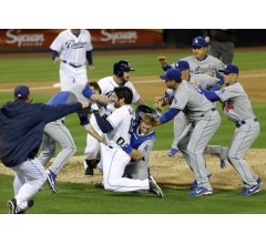 Image for MLB Scores: Greinke Breaks Collarbone in Brawl, Tigers Crush Jays, Nats Sweep White Sox