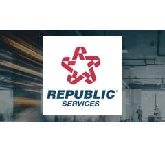 Image about Mutual of America Capital Management LLC Cuts Position in Republic Services, Inc. (NYSE:RSG)