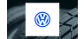 Volkswagen  Stock Crosses Above Two Hundred Day Moving Average of $114.33